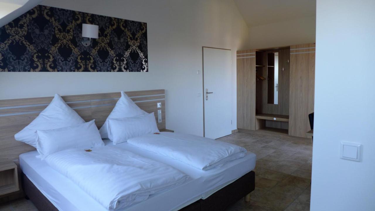 St Michael Atrona Gmbh Hotel Euskirchen Ngoại thất bức ảnh